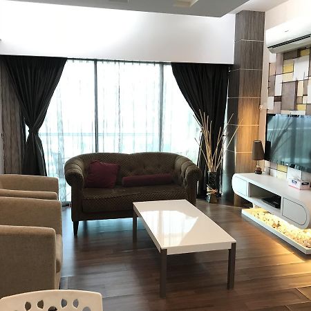 Kinta Riverfront Hotel & Suites Ипох Екстериор снимка