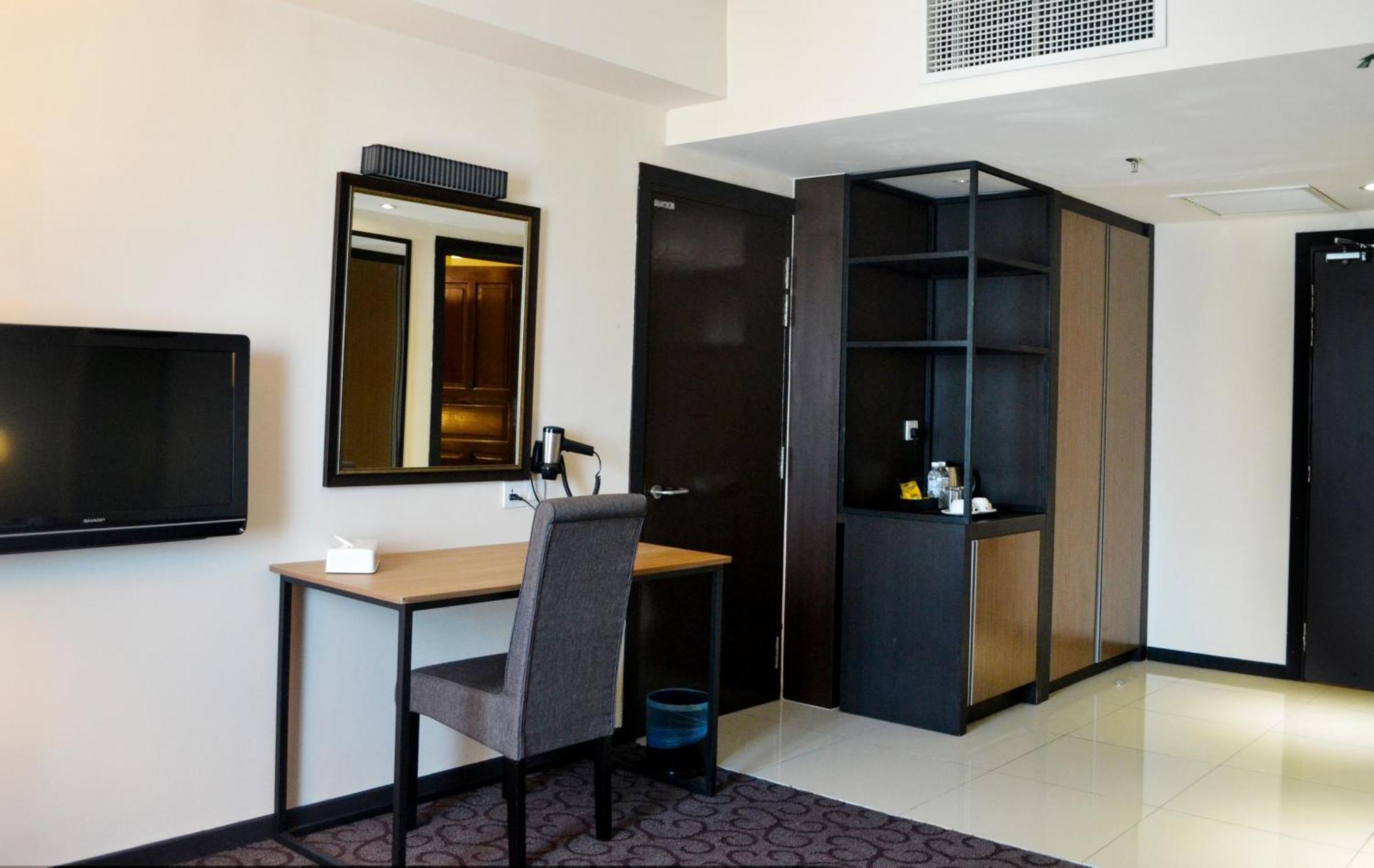Kinta Riverfront Hotel & Suites Ипох Стая снимка