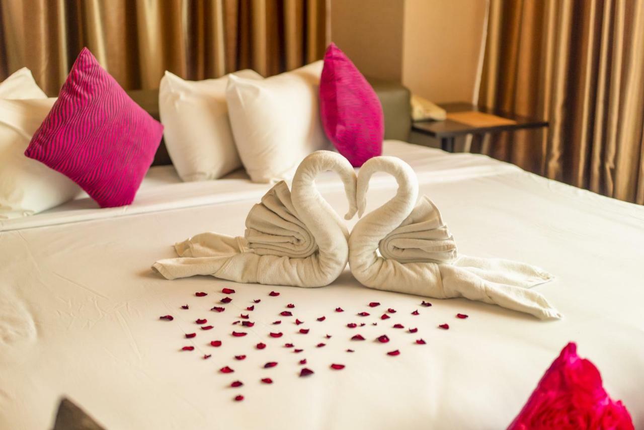 Kinta Riverfront Hotel & Suites Ипох Екстериор снимка